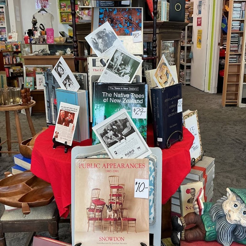Check out Harbour Hospice Retro Shop in Birkenhead