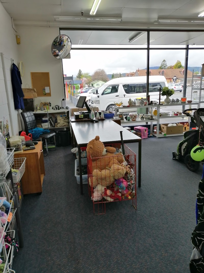 Check out St Vincent De Paul Te Ngae Opshop in Ōwhata
