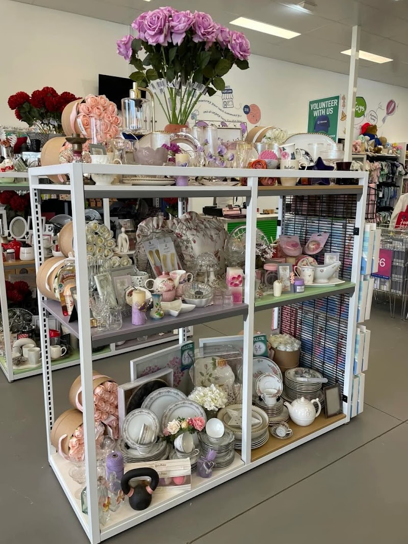 Check out Vinnies Portland in PORTLAND