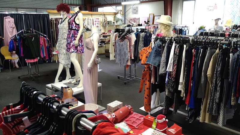 Check out Lifeline Shop Mirani in Mirani