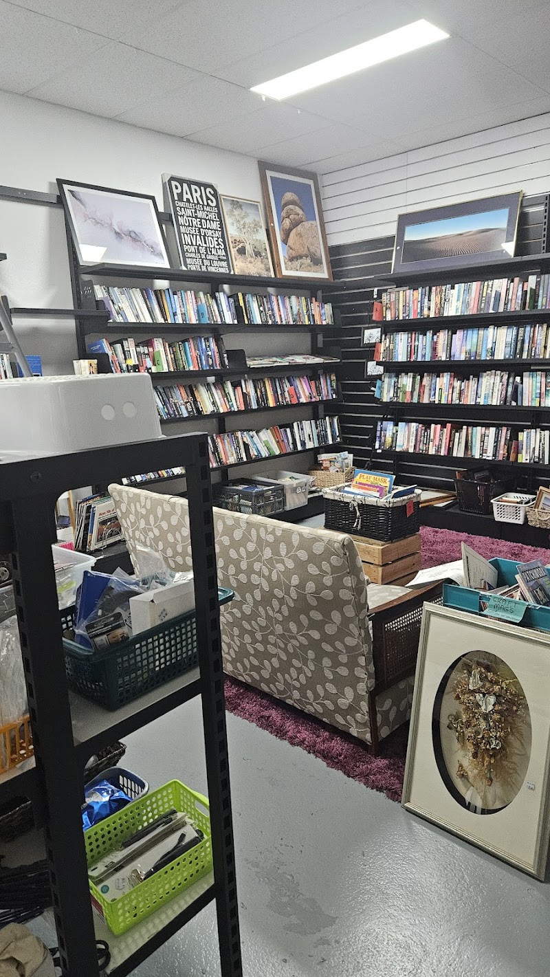 Check out Lifeline Gippsland Shop - Traralgon in Traralgon