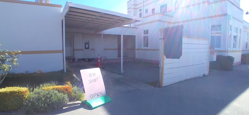 Check out Ranfurly Op Shop in Ranfurly