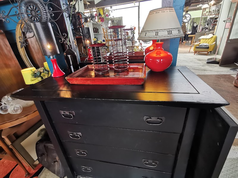 Check out The Loaded Dock Kerikeri in Kerikeri