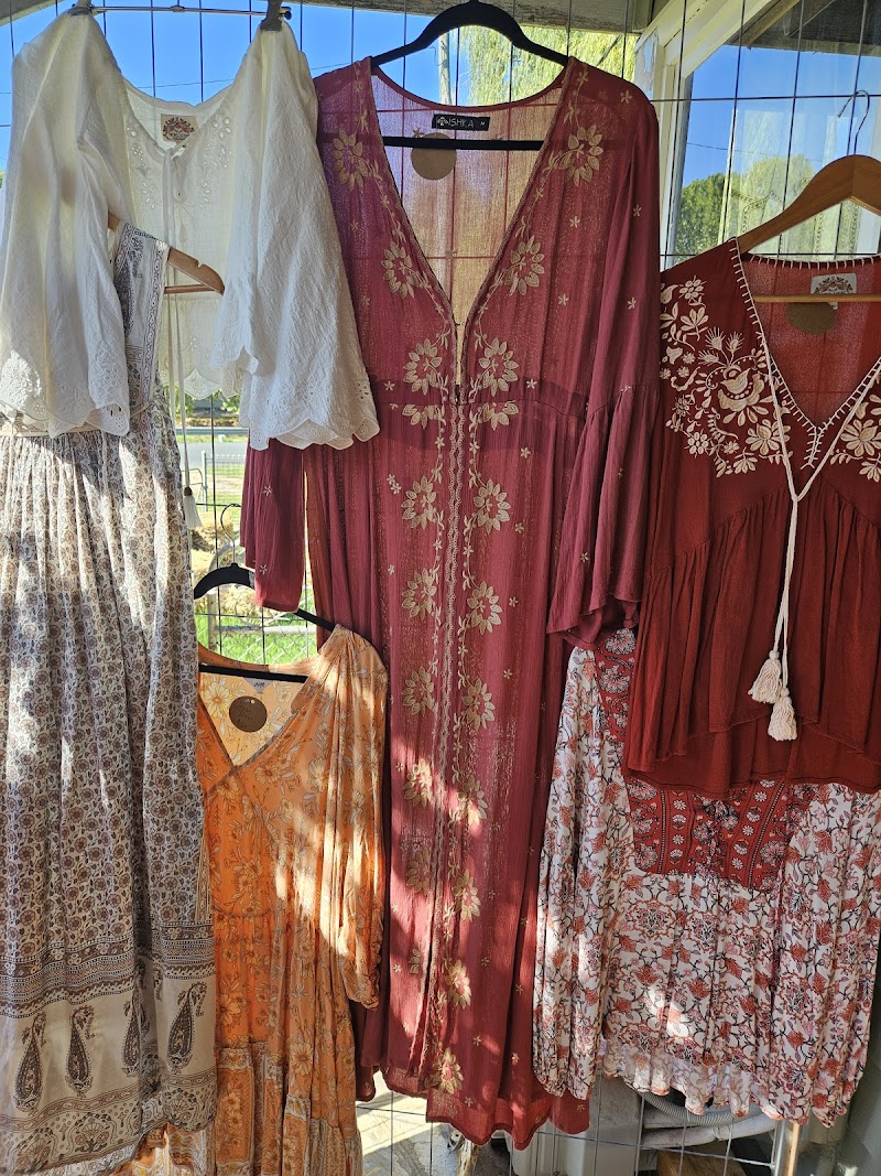 Check out Bowerbird House Bethanga in Bethanga