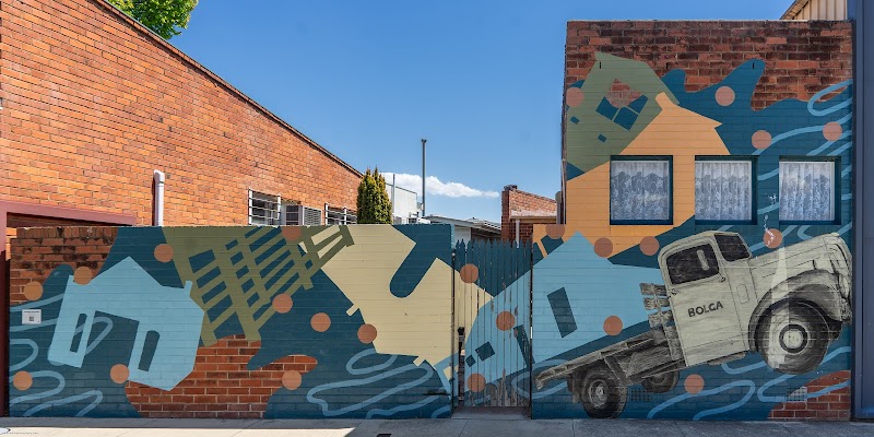 Check out Tallangatta Op Shop in Tallangatta