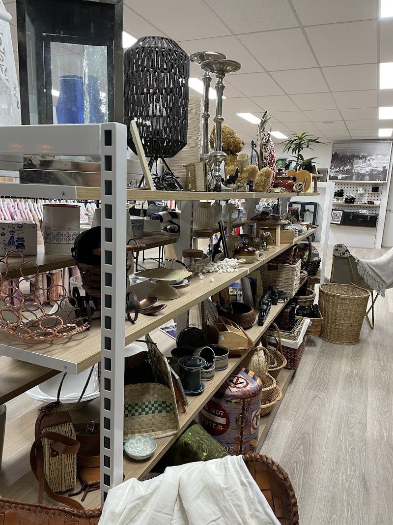 Check out Salvos Stores Burleigh Heads in BURLEIGH HEADS
