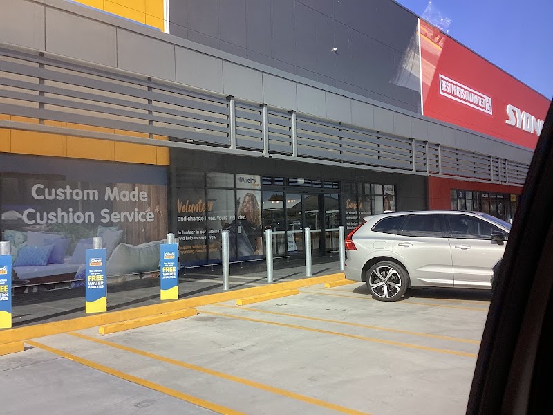 Check out Lifeline Shop Pimpama in Pimpama