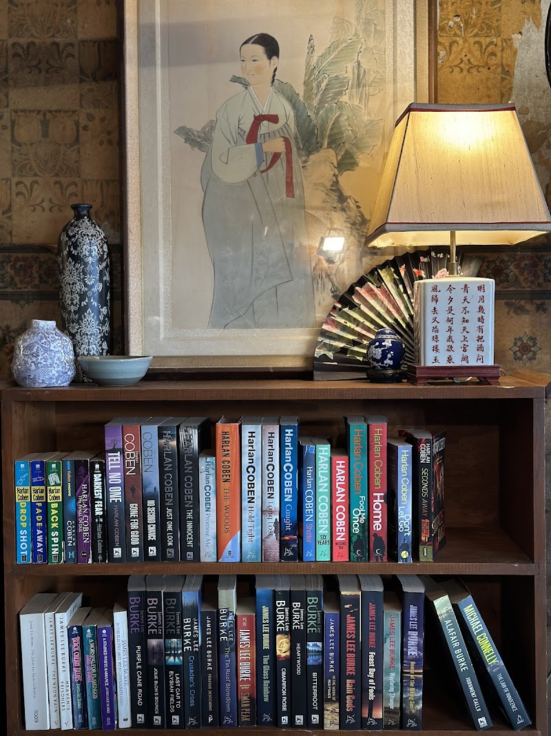 Check out Encore Vintage and Second-Hand Clunes in Clunes