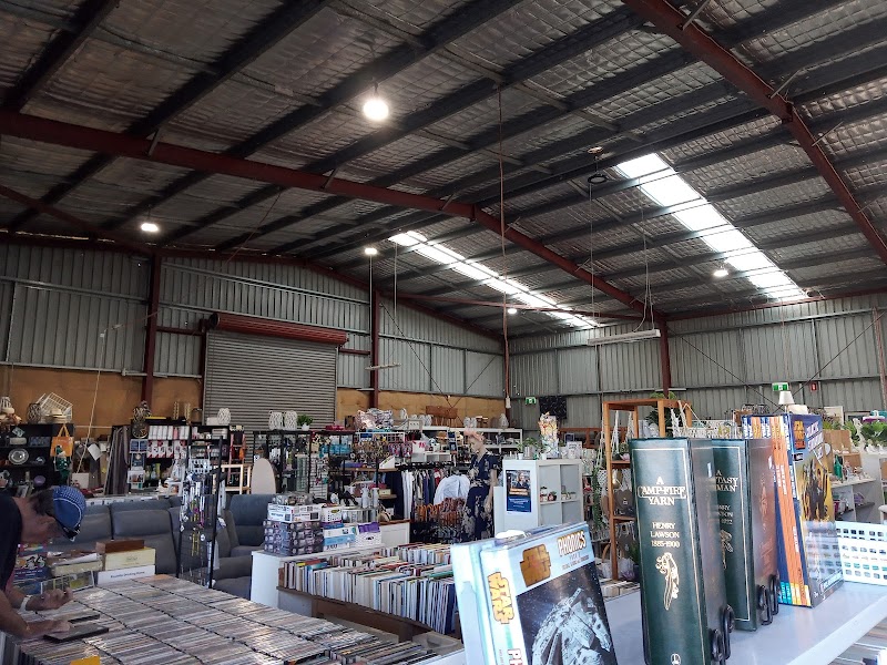 Check out Lifeline Shop Gatton Crowley Vale in Crowley Vale