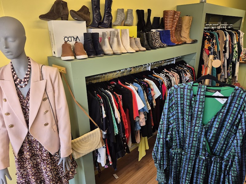 Check out Daffies Preloved Clothing Halswell in Halswell