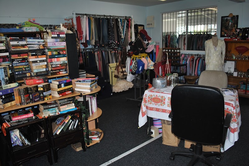 Check out Rollingstone Community Centre Op Shop in Rollingstone