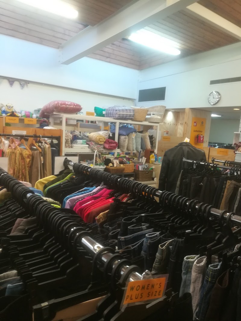 Check out St John Op Shop Papakura in Penrose