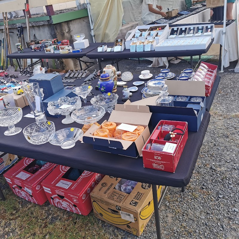 Check out Browns Bay Sunday Market in Browns Bay