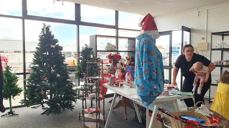 Check out Birthright Kapiti Op Shop in Paraparaumu