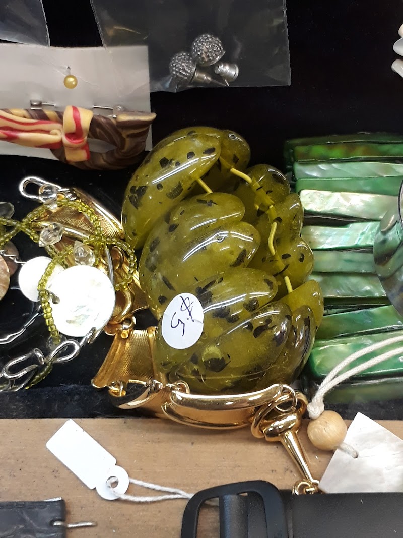 Check out Nelson Tasman Hospice Shop Motueka in Motueka