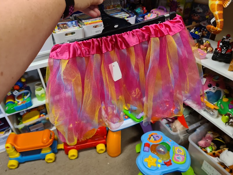 Check out Koo Wee Rup Lions Club Opportunity Shop in Koo Wee Rup