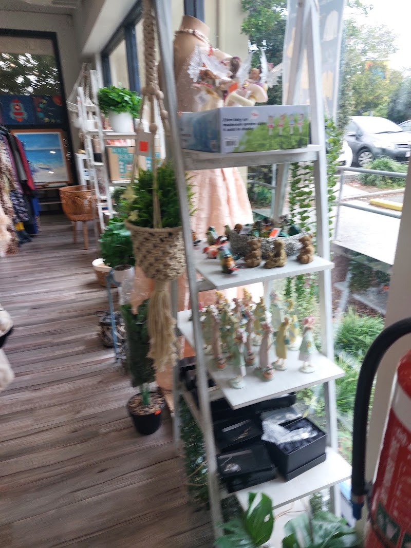 Check out Lifeline Shop Labrador in Labrador
