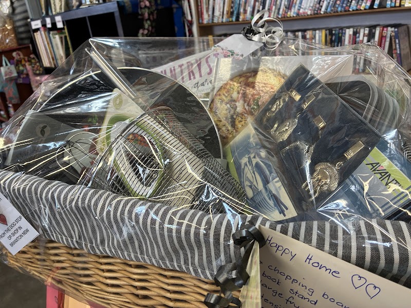 Check out Doo Stop Op Shop in Branxton