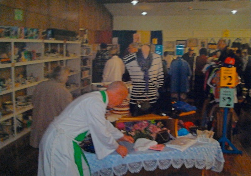 Check out St Augustine’s “Open Door” Op-Shop Woolgoolga in Woolgoolga