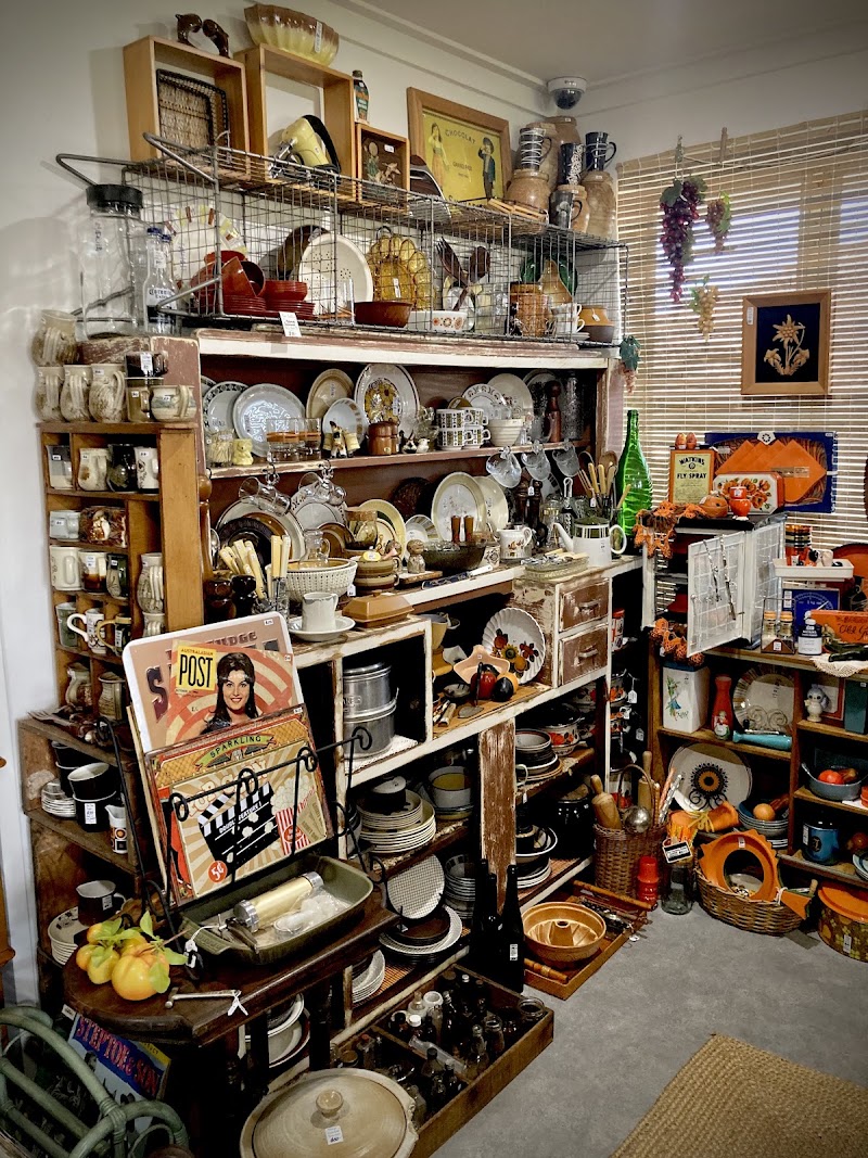 Check out Ren's Retro in Mandurah