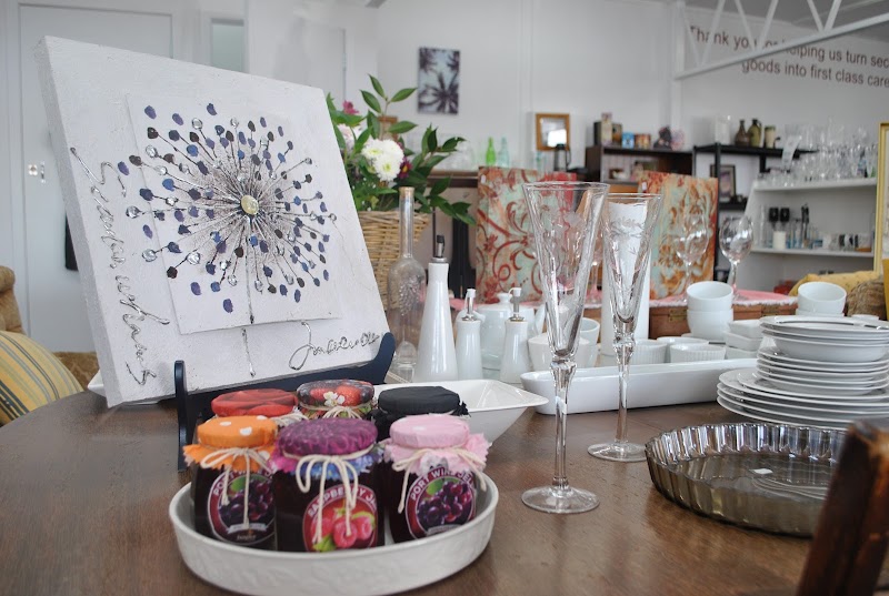 Check out Hospice Shop Waikato - Cambridge in Cambridge