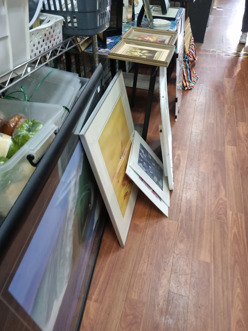 Check out St Marks Recycled (St. Marks Community Centre Op Shop) in Collingwood