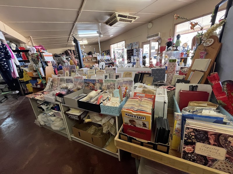 Check out Bower Birds Secondhand Shop Hyden in Hyden