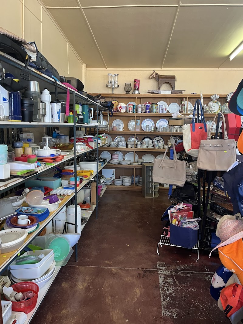 Check out Bower Birds Secondhand Shop Hyden in Hyden