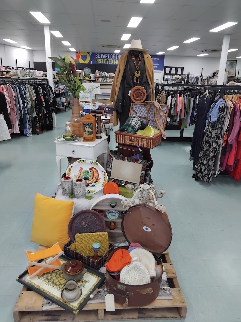 Check out Vinnies North Belmont in BELMONT NORTH
