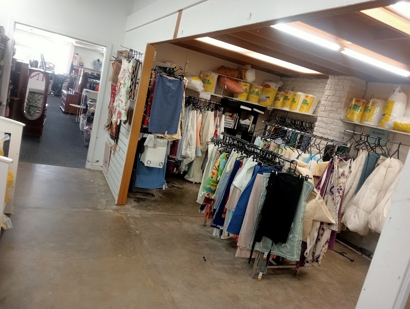 Check out Salvos Stores Wangaratta in WANGARATTA