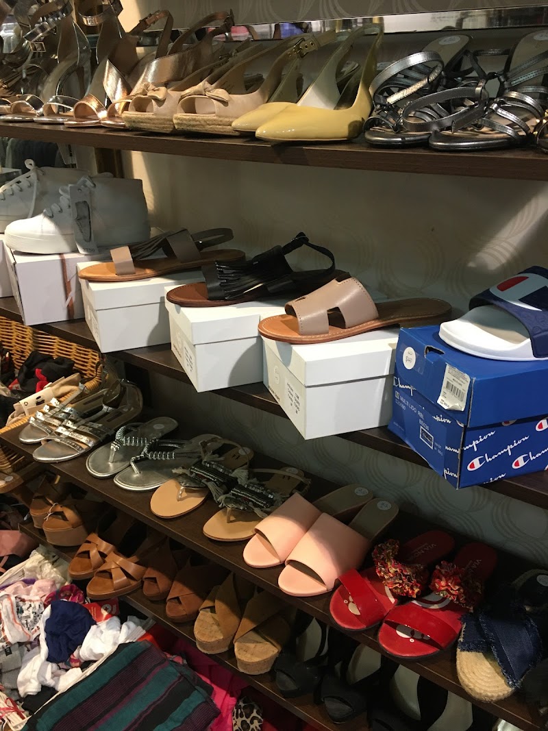 Check out Red Cross Shop Swan Street Richmond – 120 Swan St in Richmond