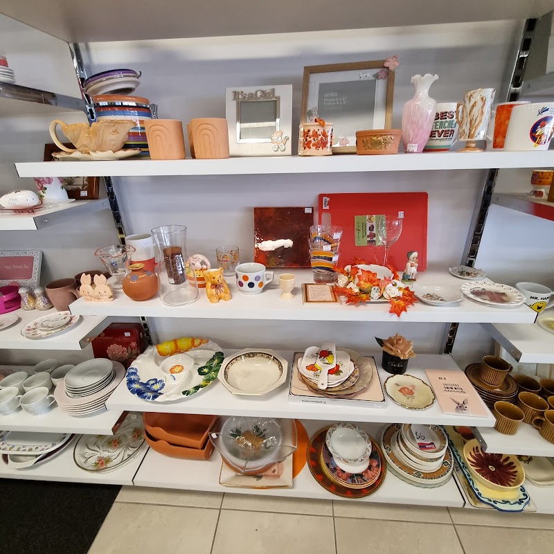 Check out Salvos Stores Lawnton in LAWNTON