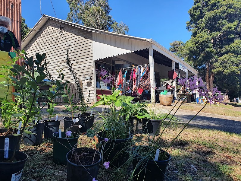 Check out Hurstbridge Op Shop in Hurstbridge