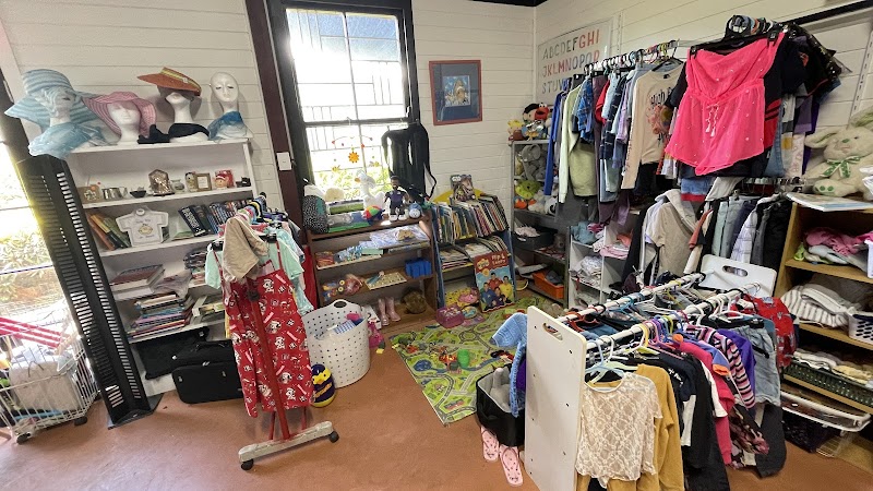 Check out Lallies Op Shop – The Red Sheds Yungaburra in Yungaburra