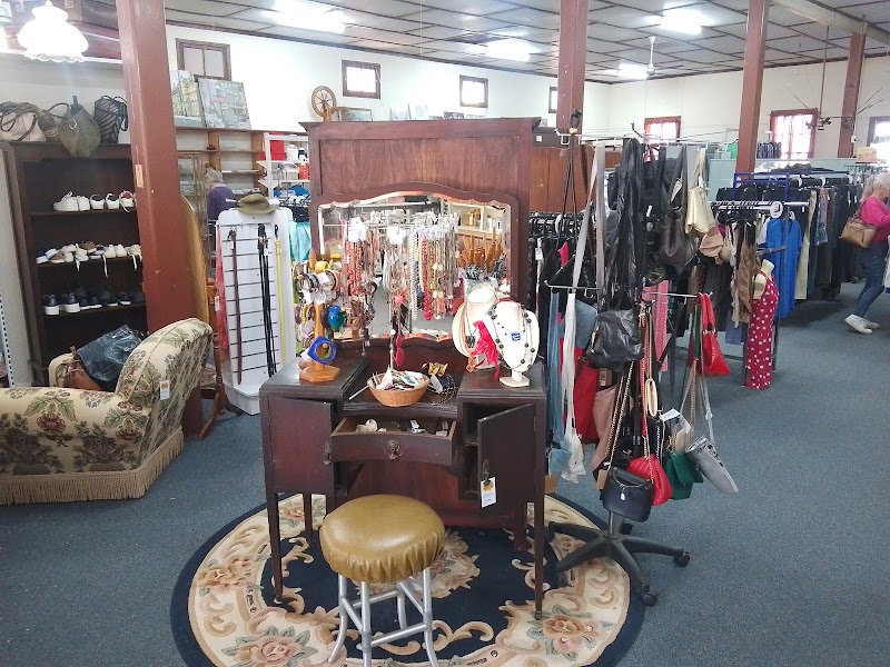 Check out Lifeline Shop Gayndah in Gayndah