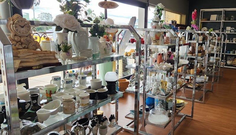 Check out Lifeline Shop Mareeba in Mareeba