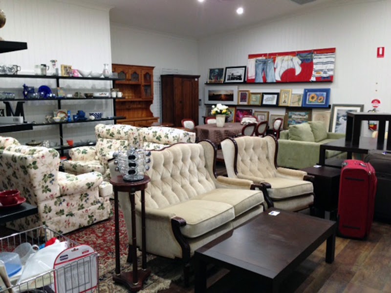Check out Vinnies Boonah in Boonah