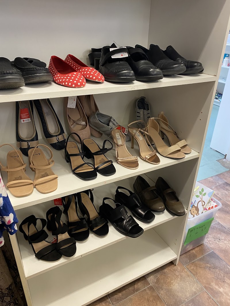 Check out Red Cross Shop Busselton in BUSSELTON