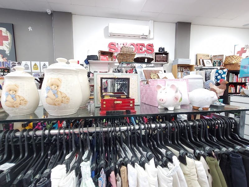 Check out Red Cross Shop Bentleigh in BENTLEIGH