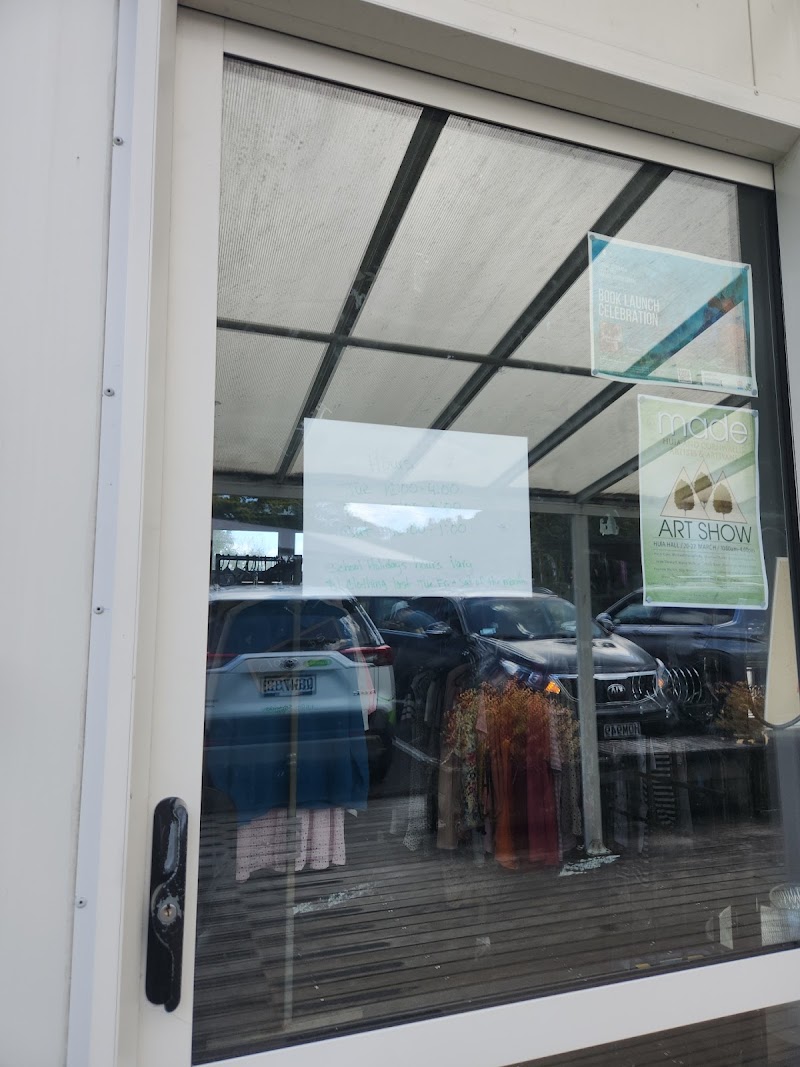Check out Laingholm Op Shop in Laingholm
