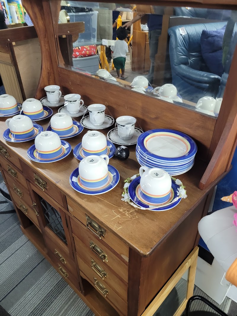 Check out Vinnies Op Shop – Glenfield in Glenfield