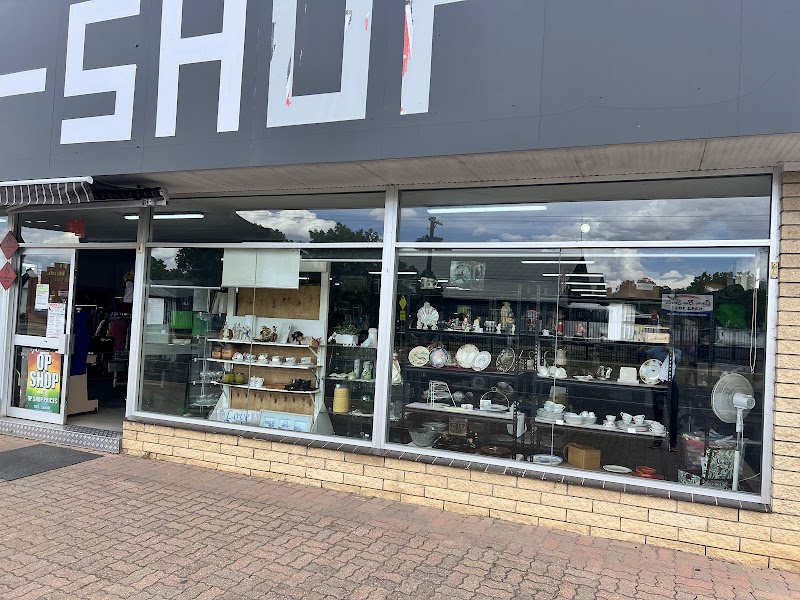 Check out Cowra OP SHOP in Cowra