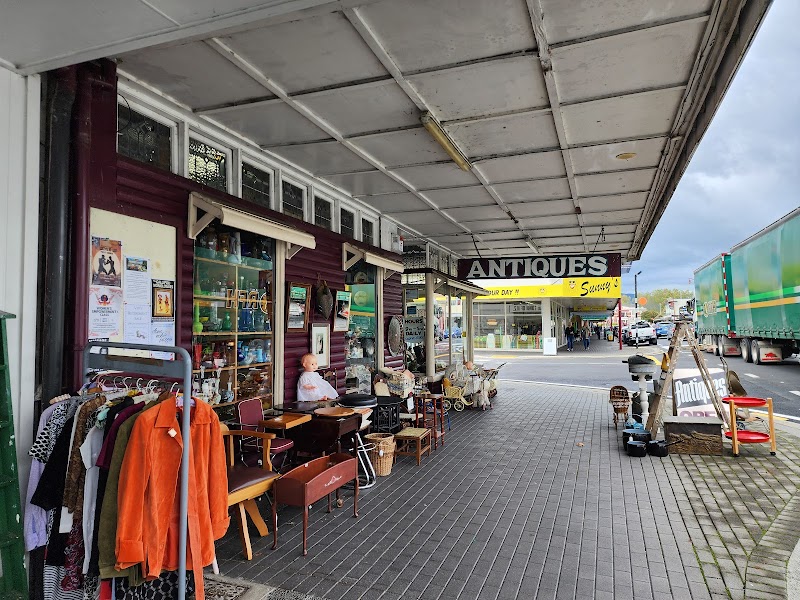 Check out Arkwrights Antiques in Paeroa