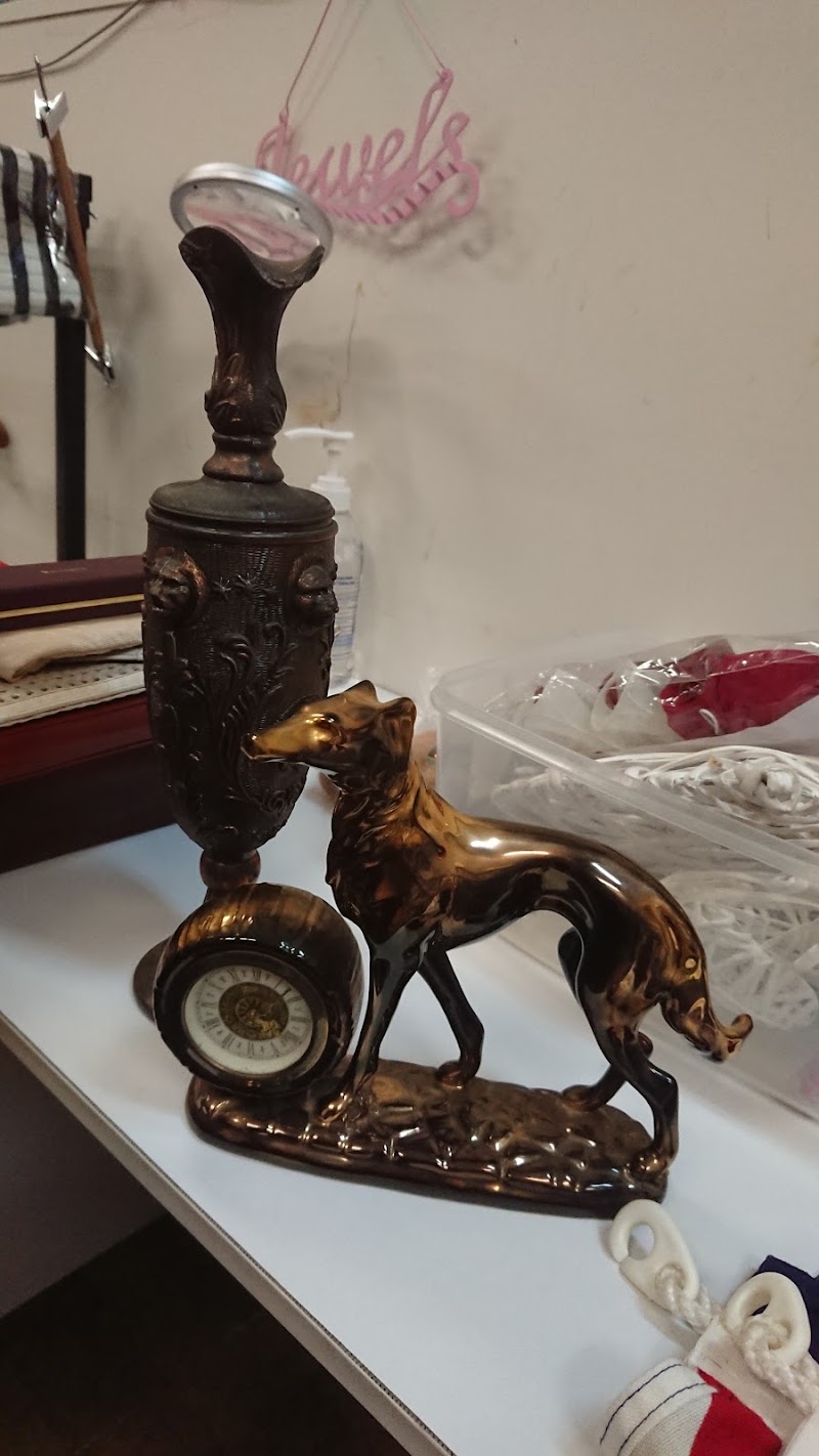 Check out BSL Op Shop Bentleigh in Bentleigh