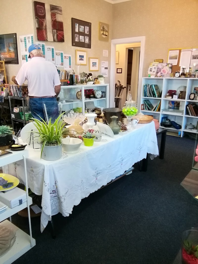 Check out JackanAndy’s Op Shop Sorrento in Sorrento