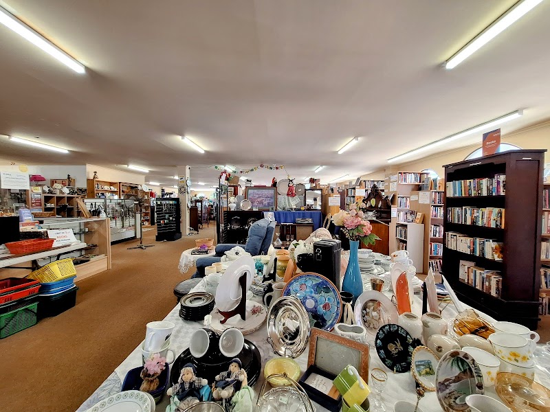 Check out Lifeline Shop Maitland in Maitland