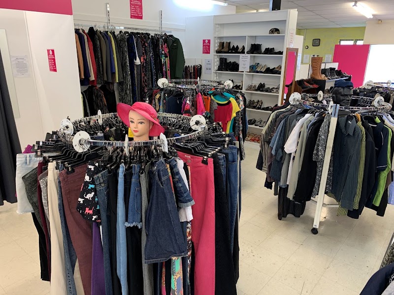 Check out Te Omanga Hospice Shop Wainuiomata in Wainuiomata