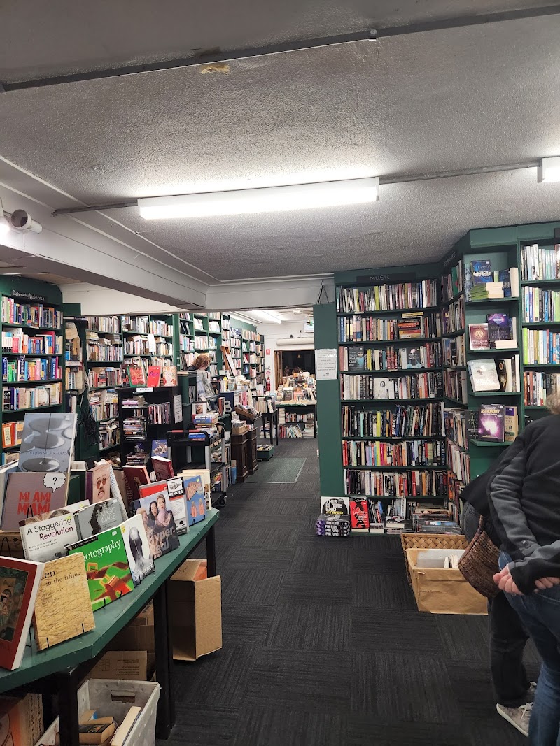 Check out Elizabeth's Bookshop – Newtown in Newtown