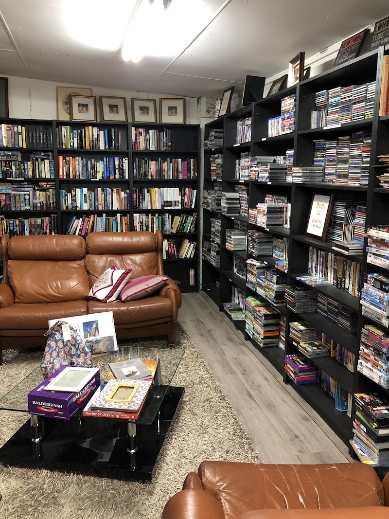 Check out Lifeline Shop Naremburn in Naremburn