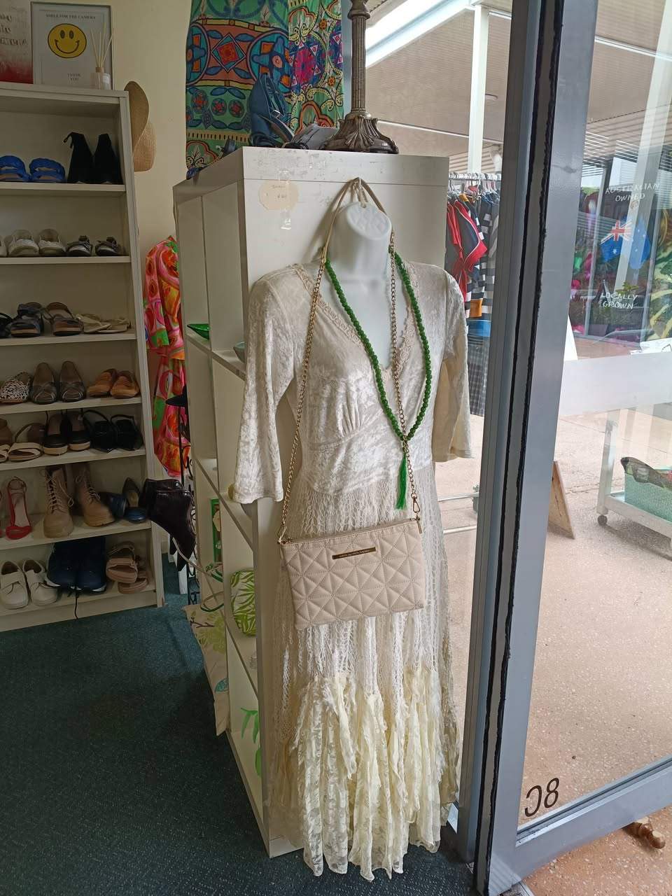 Bloomhill Op Shop Brightwater
Check out our latest stock